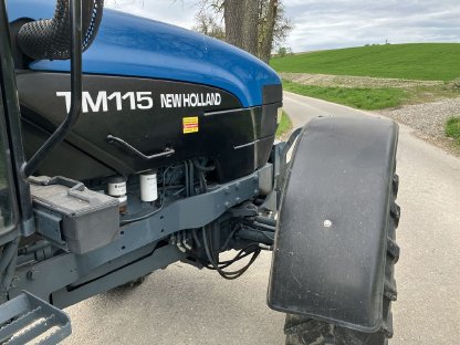 New Holland TM115