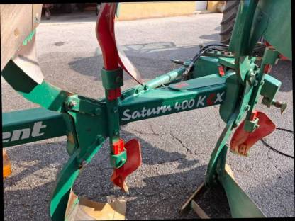 Bild 3:Pflug Regent Saturn 400 KCX