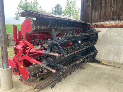 Bild 8:Claas Lexion 630