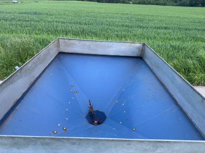 Bild 8:Bogballe Düngerstreuer