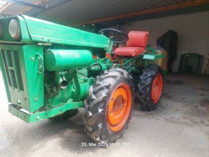 Bild 6:HOLDER Traktor A 15 Diesel Allrad mit Spritze