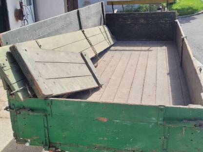 Bild 2:Gummiwagen zwei Achser