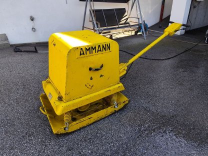 Bild 3:Rüttelplatte Ammann 650 kg