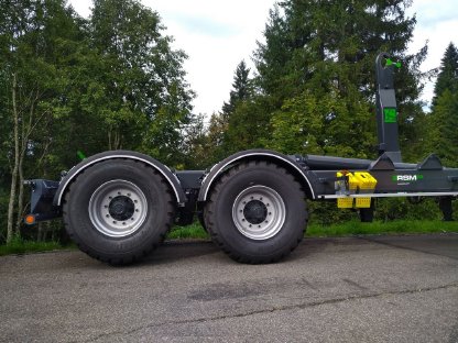 Bild 8:RSM22t Hakenliftanhänger in verschiedenen Ausführungen