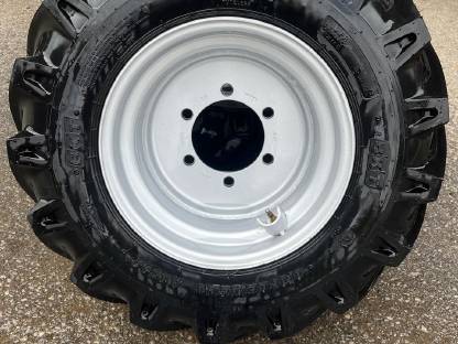 BKT Räder 15.0/55-17