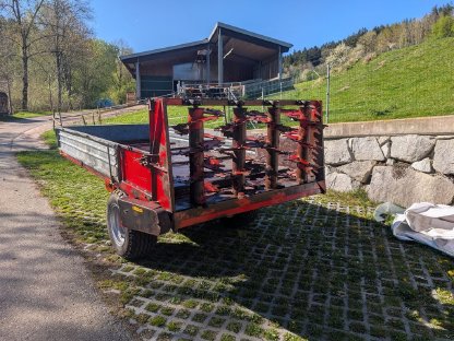 Bild 6:Miststreuer 3,5 Tonnen