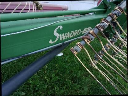 Bild 2:Krone Swadro 1201 Seitenschwader