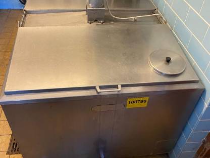 Milchtank Milchwanne 850 l mit Kühler und Wärmetauscher