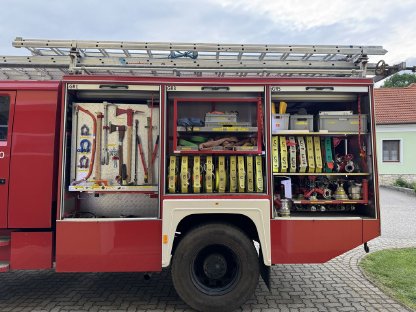 Bild 2:TLF-A 2000 Steyr 15S23