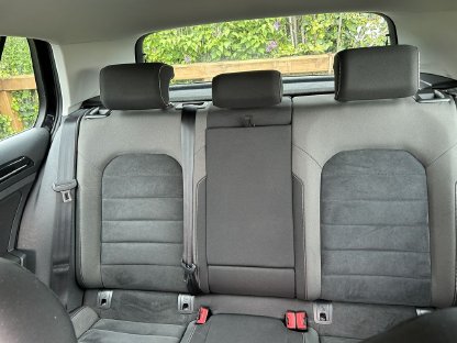 Bild 5:VW Golf Highline 1,6 BMT TDI