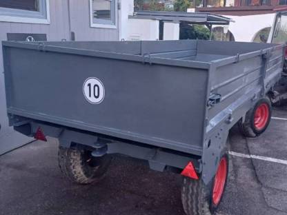 Bild 3:Zweiachs Anhänger