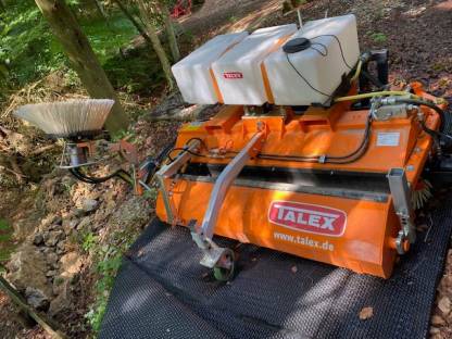 Talex Kehrmaschine 180 cm mit Seitenbesen 650 cm
