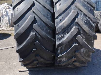 2 gebrauchte Traktorreifen 710/60R42