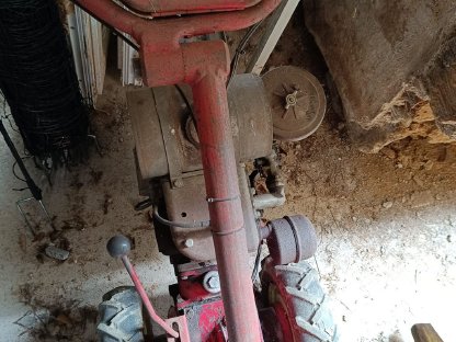 Bild 3:AEBI Motormäher