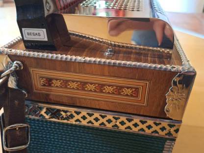 Bild 4:Steirische Ziehharmonika Parz