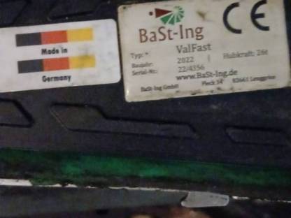 Bild 7:Neuwertiger Fällkeil BaSt- Ing 26 to