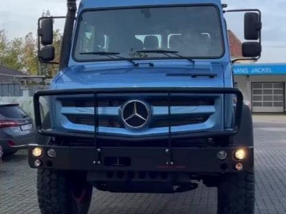 Unimog U4023 Sondermodell '75 Jahre Unimog'