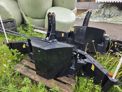 Bild 4:Frontgewichte Traktorbumper SW 600