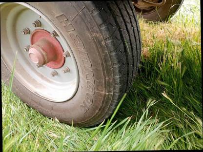 Bild 8:Müllner Anhänger 2-Achs 2-Seiten Kipper