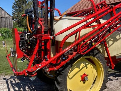 Bild 3:Feldspritze 15 m