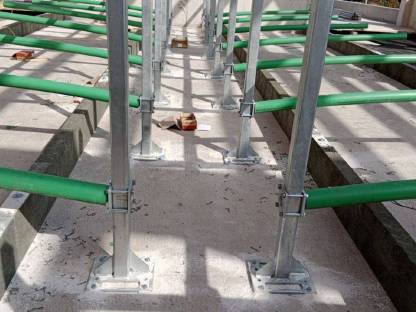 Bild 6:Kunststoff-Bugschwelle Kotschwelle Recyclingmaterial