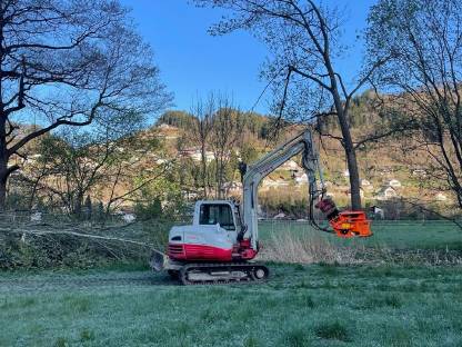 Bild 5:Baggerarbeiten mit Baggern von 1,5 t bis 22 t