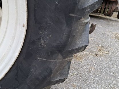 Bild 8:New Holland TN 70 DA