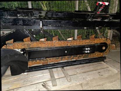 Bild 6:Schlitzfräse CAT T9B