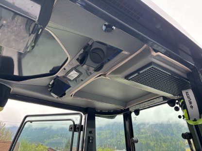 Bild 9:ISEKI TLE3400 mit Frontlader, Schaufel Bj. 2020 63,9 Bstd.