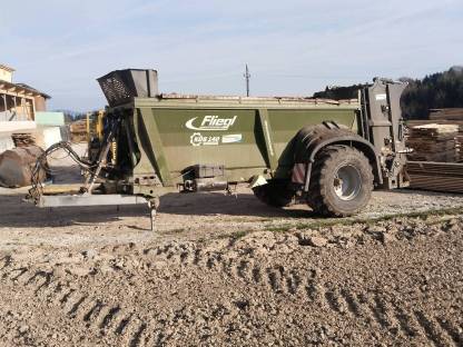Bild 6:Verkaufe Fliegl KDS 140 Muck Control Kompoststreuer