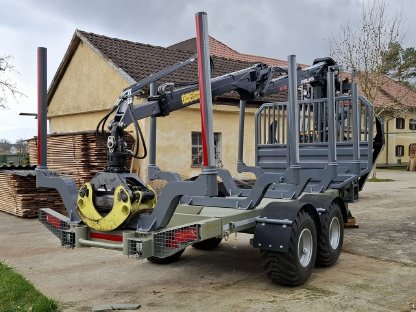 Bild 2:Rückewagen Holzanhänger Palms 5.72