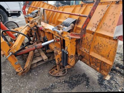 Bild 3:Kahlbacher DS260 Schneepflug