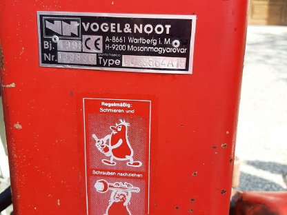 Bild 3:Pflug und Förderband Vogel&Noot