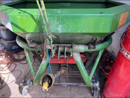 Bild 2:Amazone Düngerstreuer ZA-F 1001