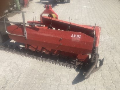Aebi Eingrasmähwerk TT33