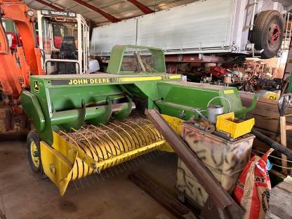 John Deere Presse 349