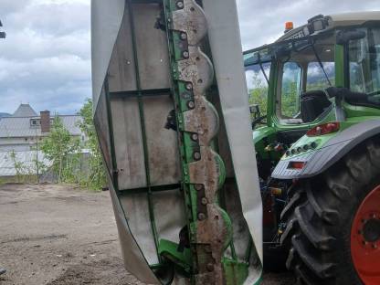 Bild 3:Heckmähwerk Samasz Samba 280