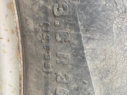 Bild 4:Traktorreifen Vredestein 340/85 R36