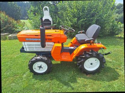 Kubota B1200