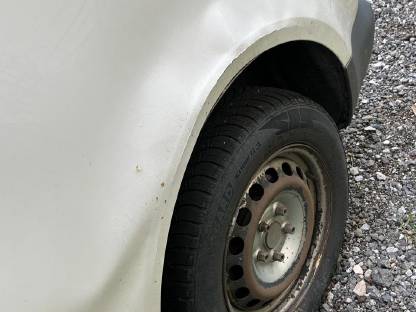 Bild 4:Unfallwagen VW Caddy