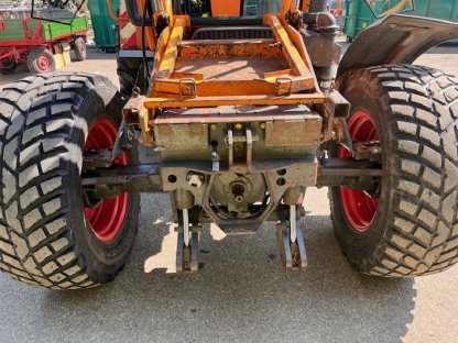 Bild 7:Fendt GTA 380 Turbo mit Frontlader