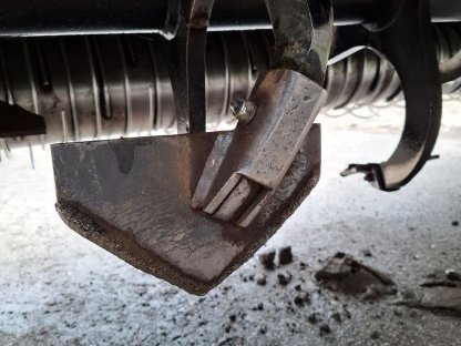 Bild 8:Imants Spatenmaschine Ecomix EM-SX300H 3 m