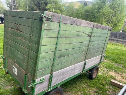 Bild 3:Vierradanhänger