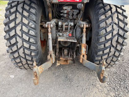 Bild 6:Traktor Kubota M8540