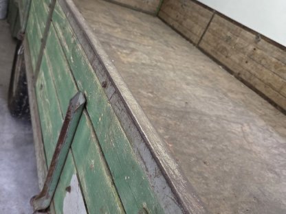 Bild 2:Traktoranhänger