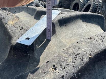 Bild 8:Traktorreifen 540/65R34 Pirelli TM 800