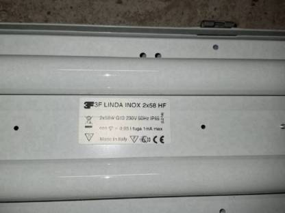 Bild 2:Neonröhren, 5 große und 26 kleine