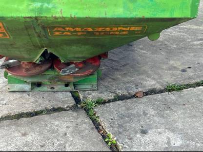Bild 4:Amazone Düngerstreuer ZA-F 1001