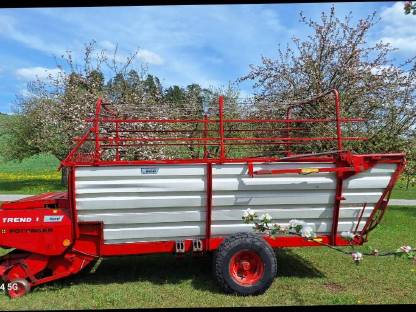 Bild 2:Ladewagen Pöttinger Trend 1