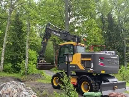 Volvo Mobilbagger, EW160E